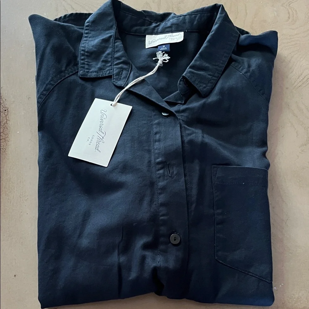 Universal Thread Men's Casual Button Down Shirt - Picture 5 of 7